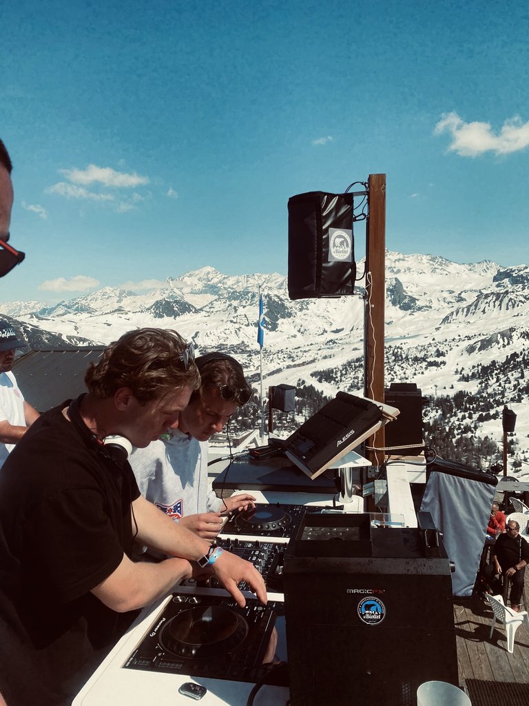 Dj Thies